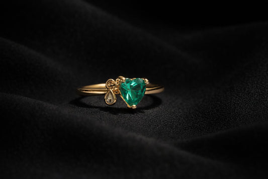 Elegant Heart-Cut Gemstone Ring