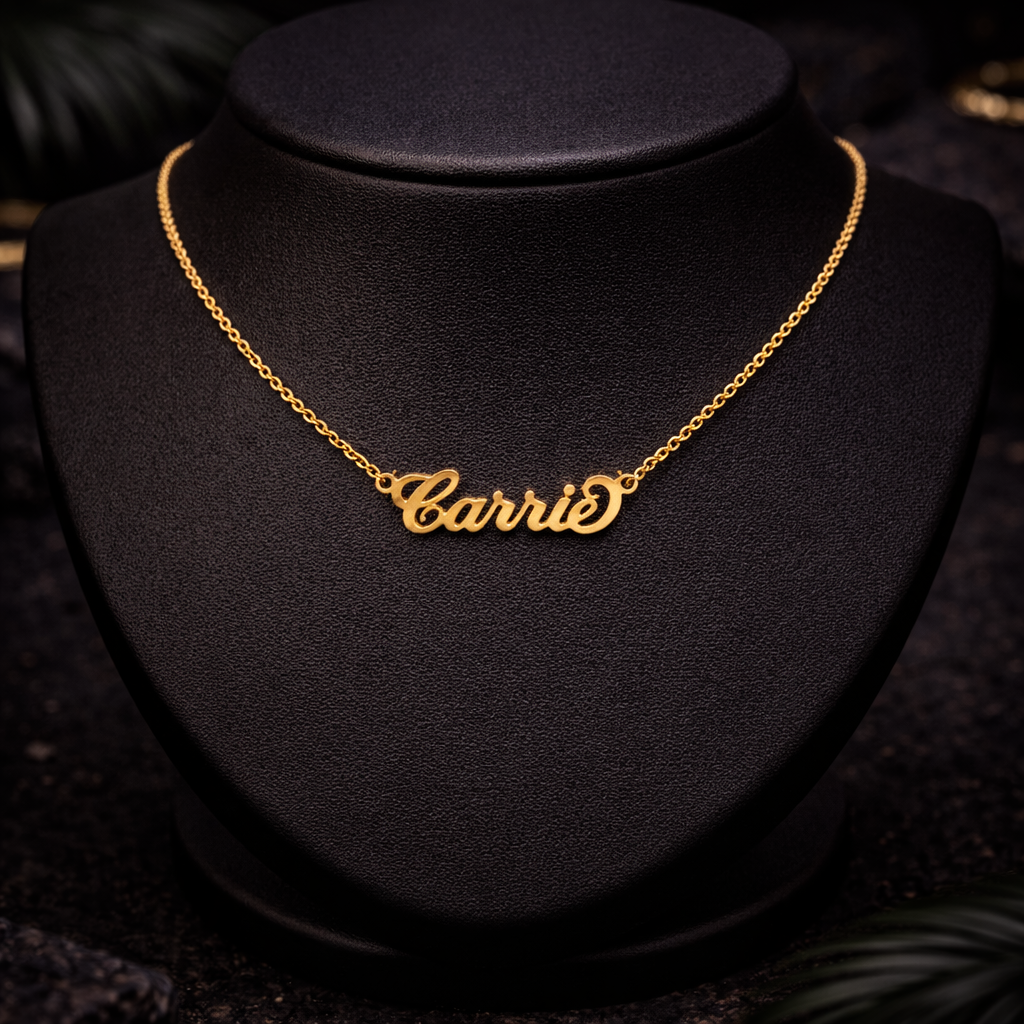 Single Name Necklace