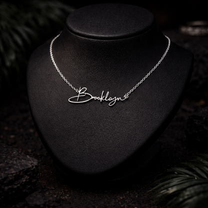 Single Name Necklace