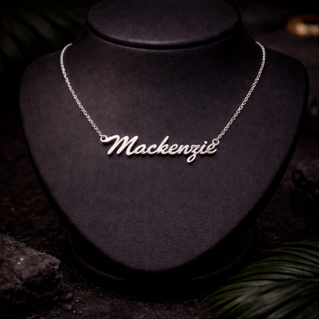 Single Name Necklace