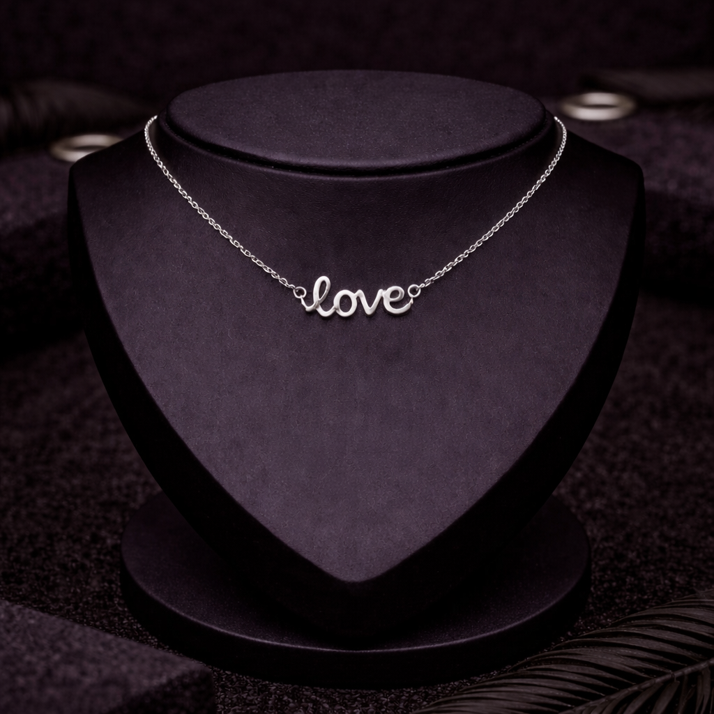 Single Name Necklace