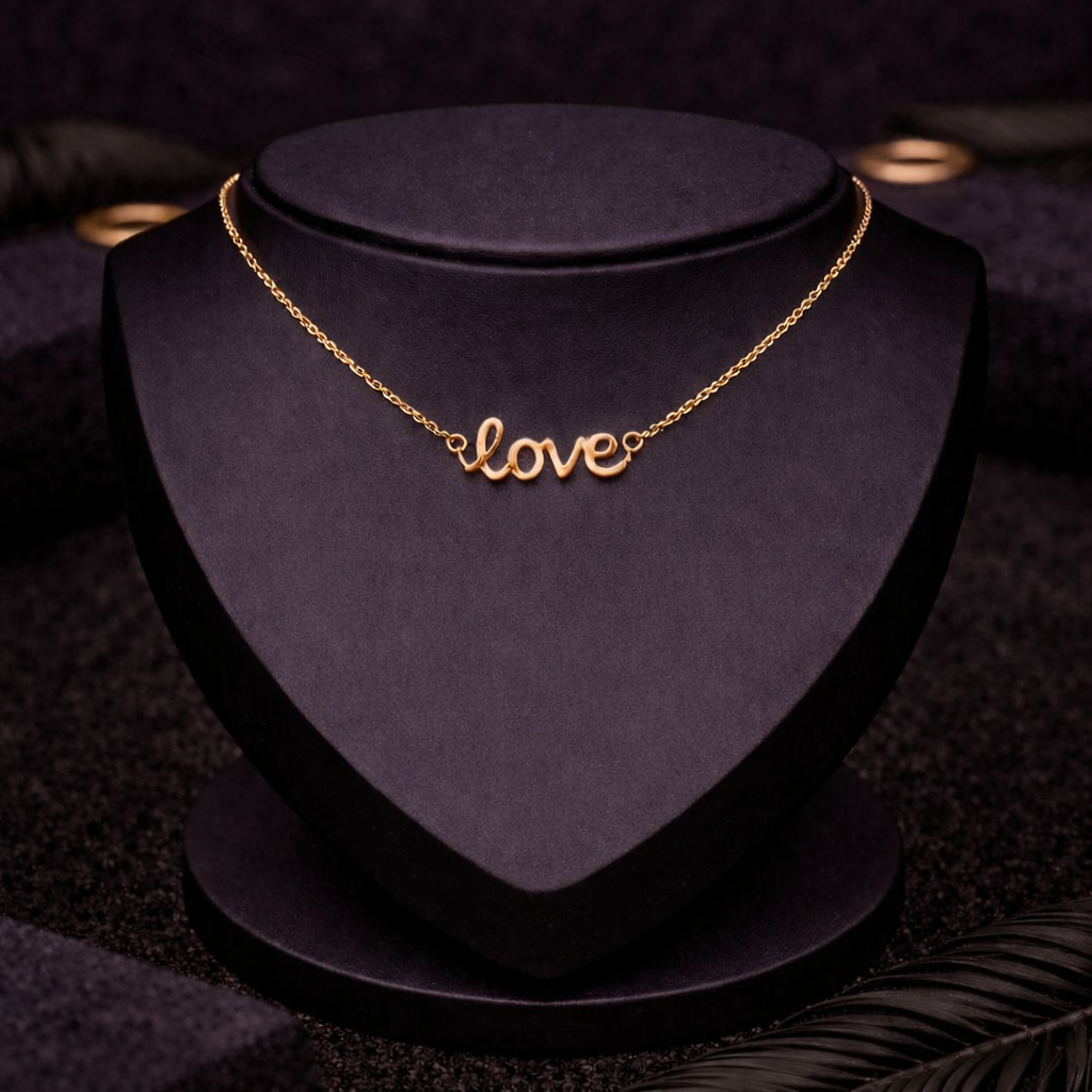 Single Name Necklace