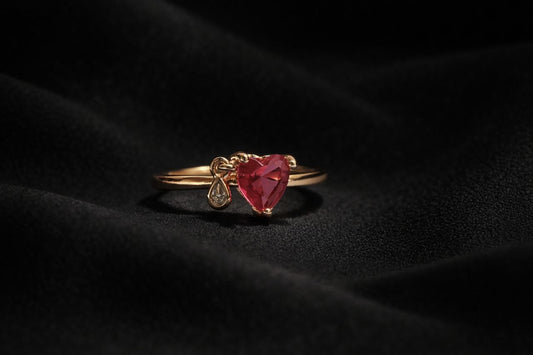 Elegant Heart-Cut Gemstone Ring