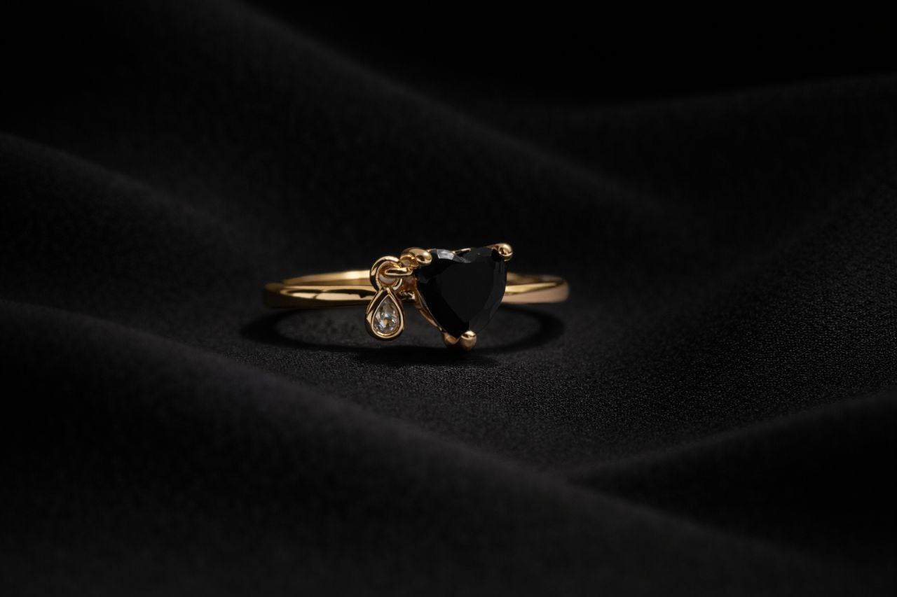 Elegant Heart-Cut Gemstone Ring