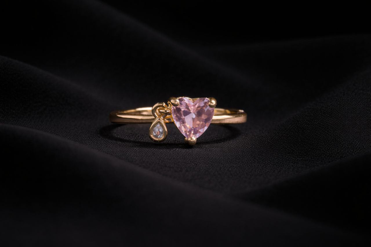 Elegant Heart-Cut Gemstone Ring