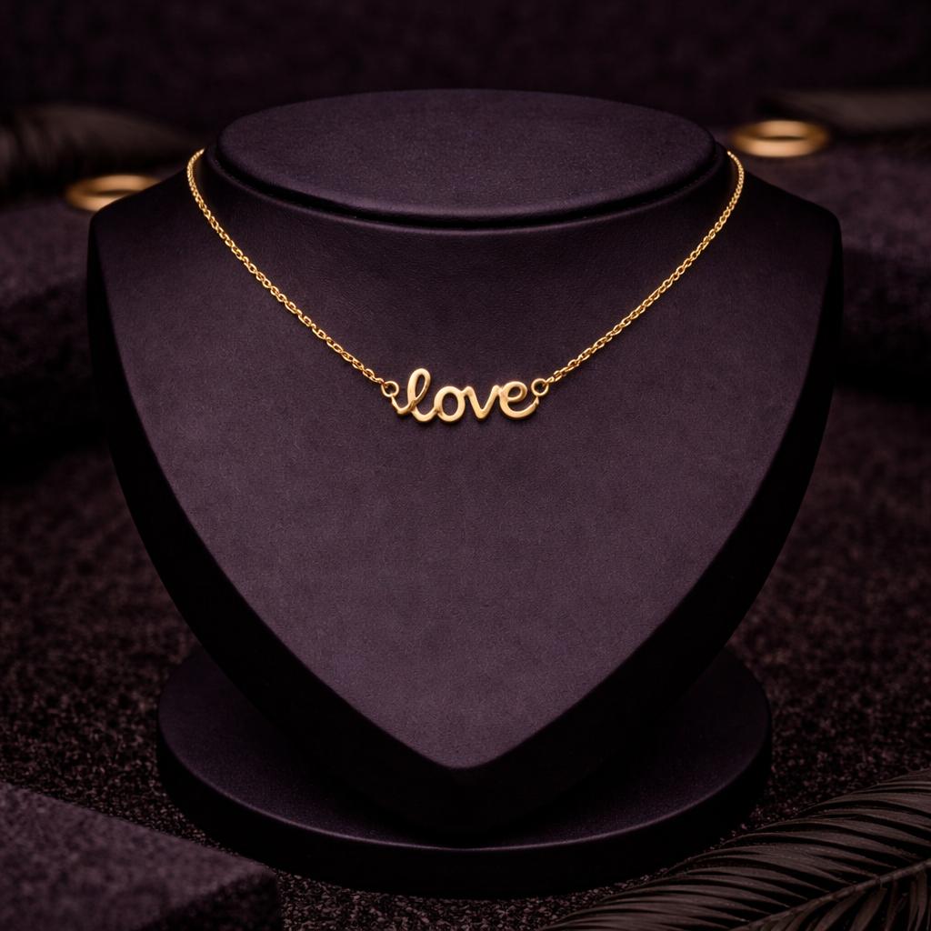 Single Name Necklace