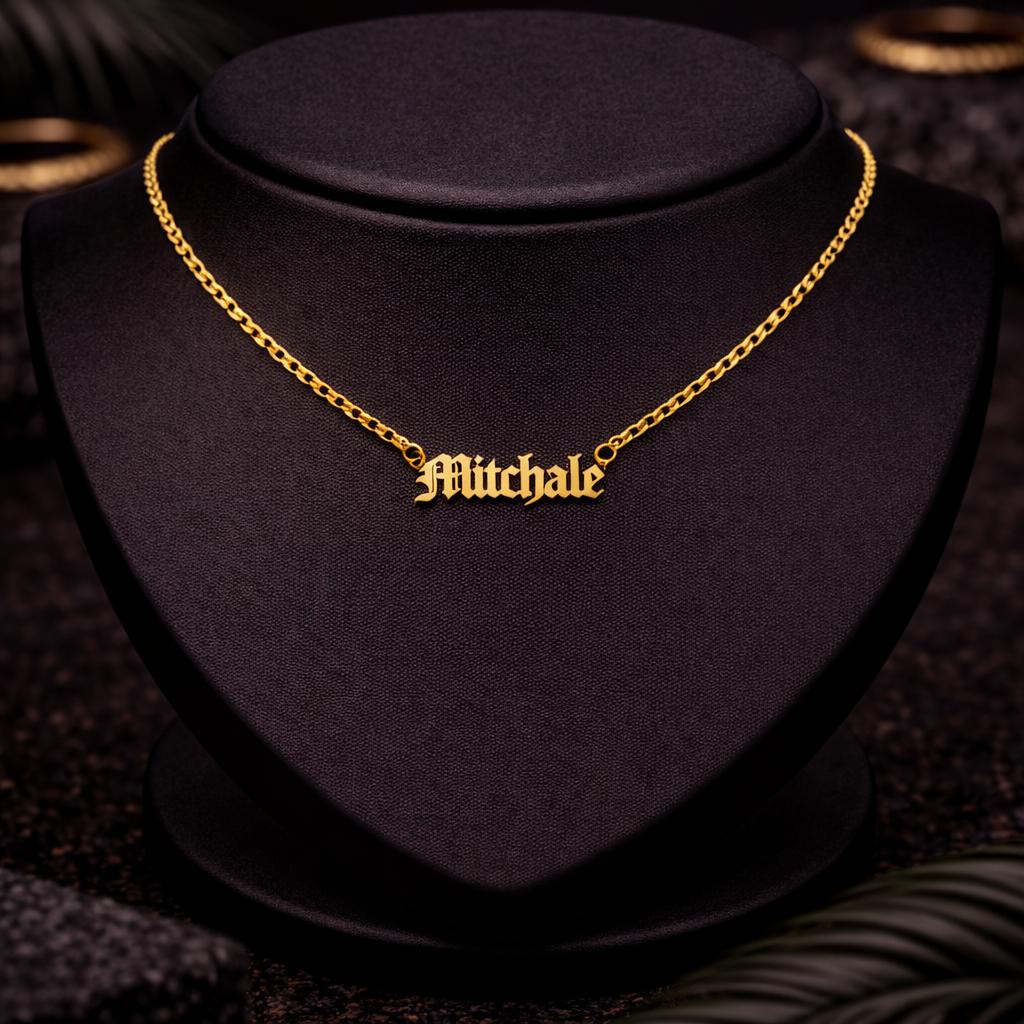 Single Name Necklace