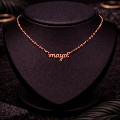 Single Name Necklace