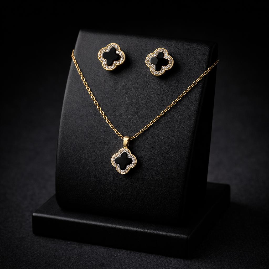 Noir Clover Set Necklace